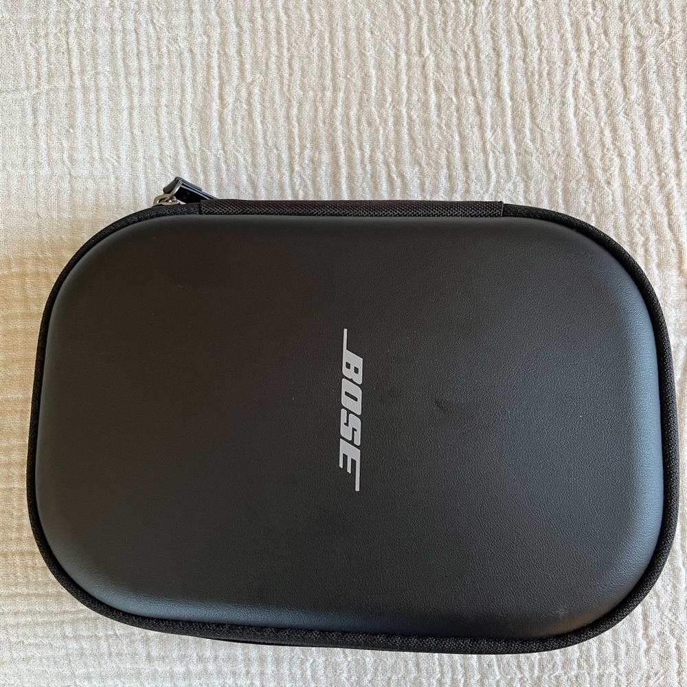 Bose Quiet Comfort - Picture 4 of 6